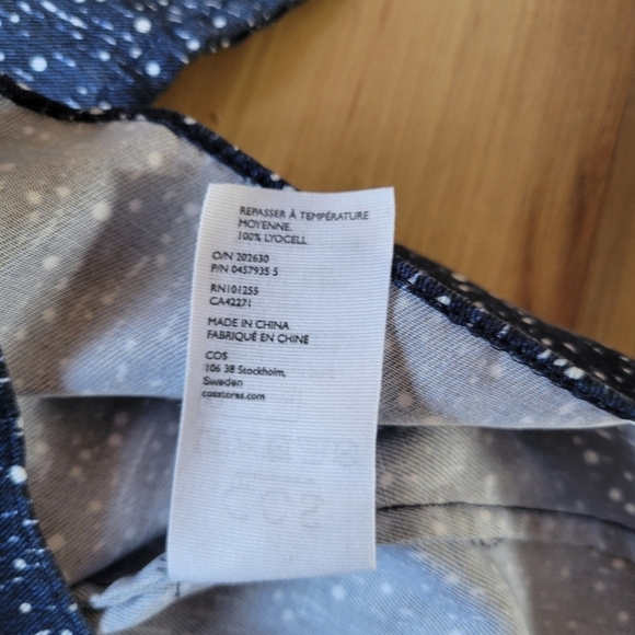 COS Blue w/White Polka-dots Blouse 3-Quart Sleeve pleated Navy Blue - Picture 7 of 7
